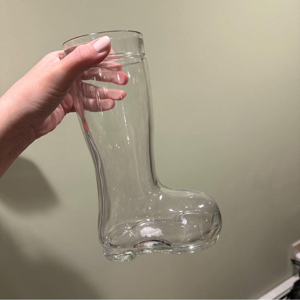 Large Glass Boot - Picture 2 of 3
